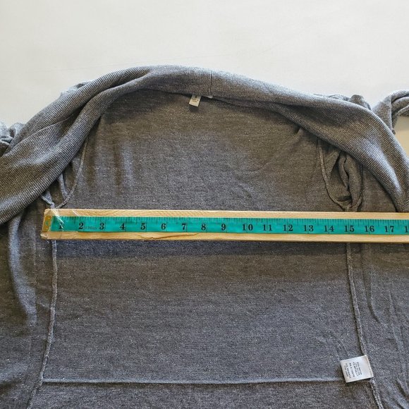 Gray Metallic Knit Cardigan Sweater Women Size S Open Front Stretch Career Cache - Picture 10 of 11